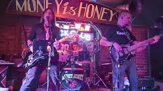 3. Kooraga (Курага) - 220 в фонарях - СПб,  клуб Money Honey - 08.11.2025