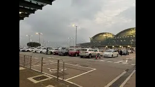 Hong Kong International Airport car park no.1(香港國際機場一號停車場)