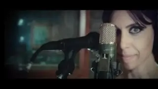 Verdiana Raw Time is circular live at larione10 studio (official)