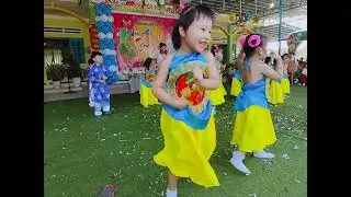 My 4-year-old daughter's dancing 