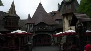 Fantasyland Village Haus area music loop (1/5)