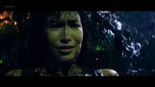 Beyond Skyline (2017): Elaine gives birth in the spaceship