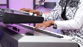 научитесь играть 🎹You are God only ||William McDowell|| полный разбор и легкое руководство по игр...