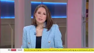News reports announcing the death of Shane Warne.