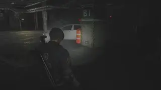 RESIDENT EVIL 2_4:please don't go beauty woman 😍