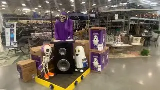 I FOUND A WILD LIAM! | Lowe&rsquo;s Halloween 2025 Antioch California Tour #1
