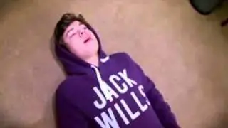 Harry Styles Singing Lessons Go Flat Out