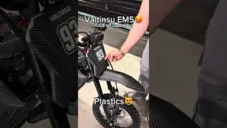 Valtinsu EM5 🤯 @valtinsu-dirtbike #motorcycle #ebike #surron #dirtbike #moto #motorcycle