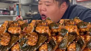 Today, Monkey King made a different kind of fish, and it tasted incredibly delicious!