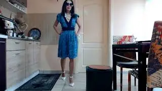 robe bleue fleurie H&M