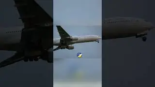 30 12 25 Etihad 777 DUB   AUH