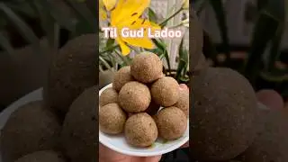 Til gud Ladoo मकर संक्रांती स्पेशल पौष्टिक तिळगुळाचे लाडू #shorts#shortsfeed #tilgudladoo#trending
