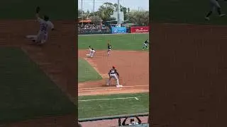 Cedric Mullins injured on this play #orioles #mlb #baltimoreorioles #shorts #baseball #sports