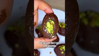 Фисташковые батончики Snickers с кнафе и темным шоколадом #финики #фисташковыйдесерт #шоколаддубай