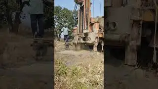 Borewell drilling, borewell drilling in india, 3 hp motor, extreme ingenious construction workers