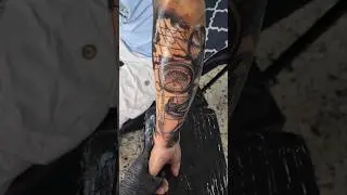 Tattoo ancla y br&uacute;jula de bolsillo - cubriendo espacios #short #viral #ink