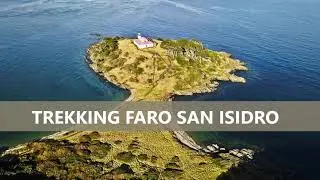Con turistas realizando el trekking al Faro San Isidro