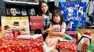 OPENING PRESENTS on Christmas Eve 2024!  | Daelene and Raelene