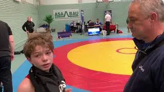 Platz 3+4. Zelem Zubairaev HAC Stralsund-Finn K&uuml;hn SV Luftfahrt Ringen