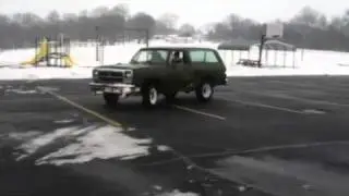 92 Dodge Ramcharger doing donuts.