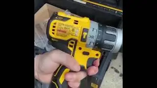 DEWALT 20-VOLT MAX LITHIUM ION KIT COMBO CORDLESS TERBAIK (32-TOOL)