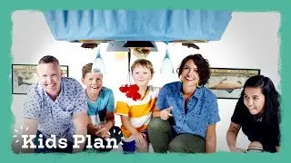 Upside Down Dinner Date! | Kids Plan | HiHo Kids