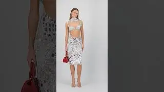 Georges Hobeika unveils its e-commerce boutique. Shop now Spring 2025 RTW looks. #georgeshobeika