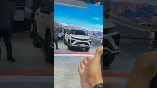 Toyota Fortuner's BIGGEST Rival?