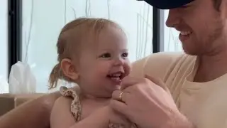 OHH MY SWEET ELLIE IS SO EXCITED SHE LOVE HER DADDY. ❤❤