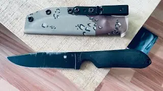 The Spyderco Street Bowie