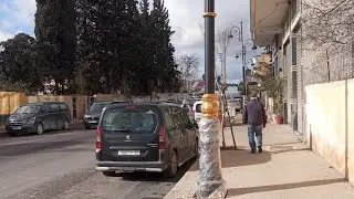 مكناس شارع السعديين تركيب اعمدة المصابيح وتجهيز طريق عين سلوݣي في اجمل حلة 