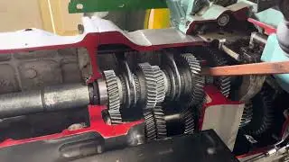 JOHN DEERE 5310 | TRACTOR GEAR BOX | PART 2 | Shuttle Shift | Cut Model | Constant￼ Mesh Gear Box |