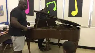 Kris Nicholson Donated a Grand Piano to Parkway Elementary School the kids love it 🎹🎹🎹