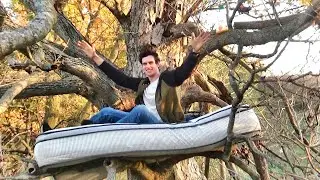I Spent the Night in a Tree! {24 Hour Overnight Challenge}