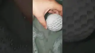 Demo of the Metamorphosis bath bomb. (Lush Showcase 2016)