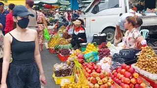 Coconut Cutting, Grilled Corn, Durian Fruit, Fresh Fish & Veggies - Cambodia Market Street Food