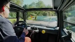 Opel Rocks-e - f&auml;hrt man steilere Berge zack l&auml;uft der auch 60 kmh bergab - kommt vor