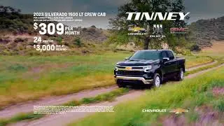 Весенне-летняя распродажа автомобилей Chevy от Tinney &mdash; Silverado 2023 года