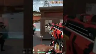 Phantom Player uses Vandal 😲😬 #shorts #YoutubeShorts #valorant #100TAsuna