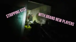 Stripping Kits with 2 Brand New Players by My Side - Escape From Tarkov