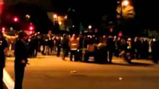 Occupy LA CITY HALL PARK FULL OF COPS 11-30-2011  Eviction Night