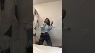 Energetic Dance Moves in the Bathroom#DanceMoves #BathroomFun #GroovyVibes #DancingQueen