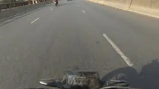 Banani flyover CB 150r Exmotion top speed in little traffic