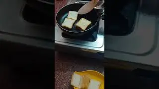 #Yummy and spicy Aloo sandwich 🥪 # Aloo bread Sandwich@harpreetsrasoi 