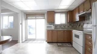 15 Roehampton Crescent Brampton Nasira Jamal