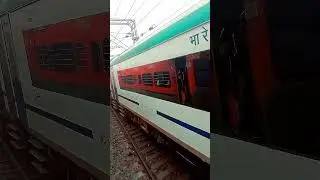 KolkataExpress💯..VS...Vande Bharat Express #viralmugic #tairn #viral #shortsviral