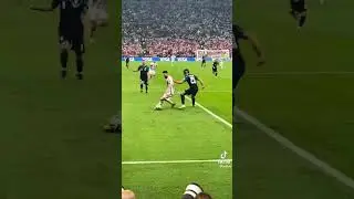 UNA DE LAS MEJORES JUGADAS DE MESSI 🇦🇷🥇 / #shorts