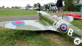 GIANT BRUTAL SOUND VINTAGE FIBERGLASS 1:4 RC SPITFIRE SCALE FLIGHT | Flight 4