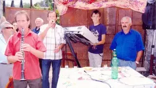 Simon Xoxi Tradita Myzeqare  Po Kendojne Zogat
