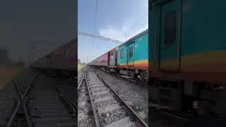 12394 New Delhi-Rajendra Nagar Terminal Sampoorna Kranti Exp with GMO WAP7 skipping Bamhrauli.🚉❤️🔥